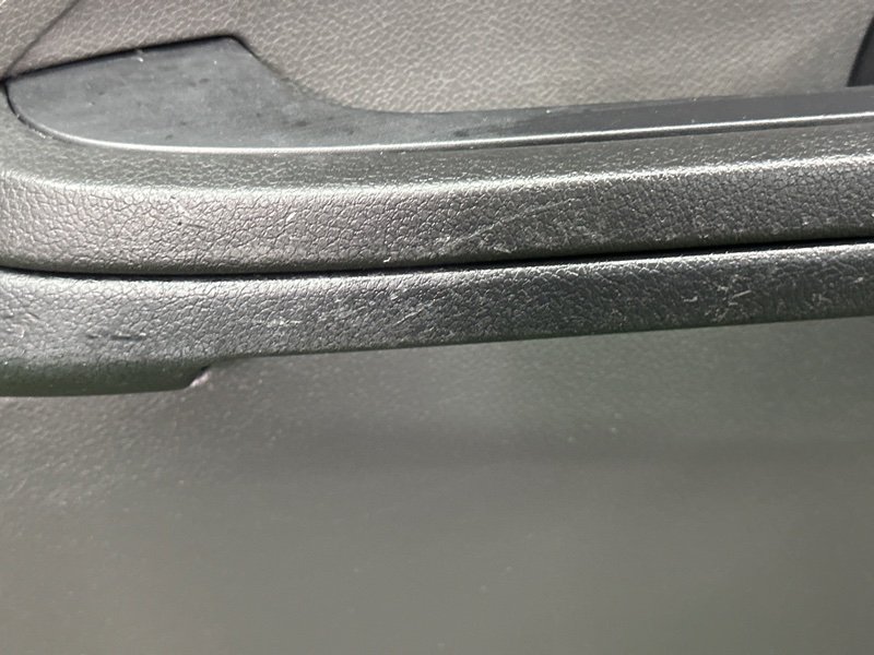 Дверь Ford C-Max