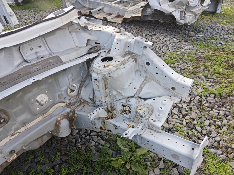 Четверть (лонжерон) Kia Sportage 3 2014 SL