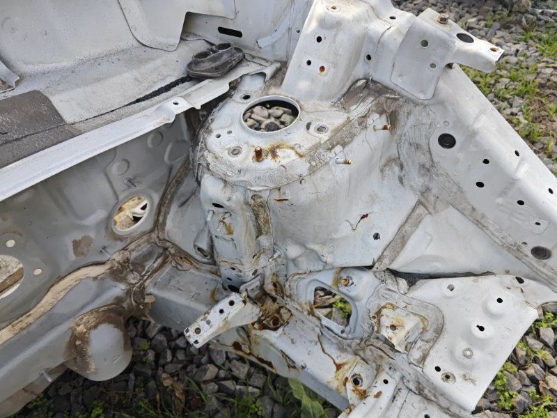 Четверть (лонжерон) Kia Sportage 3 2014 SL