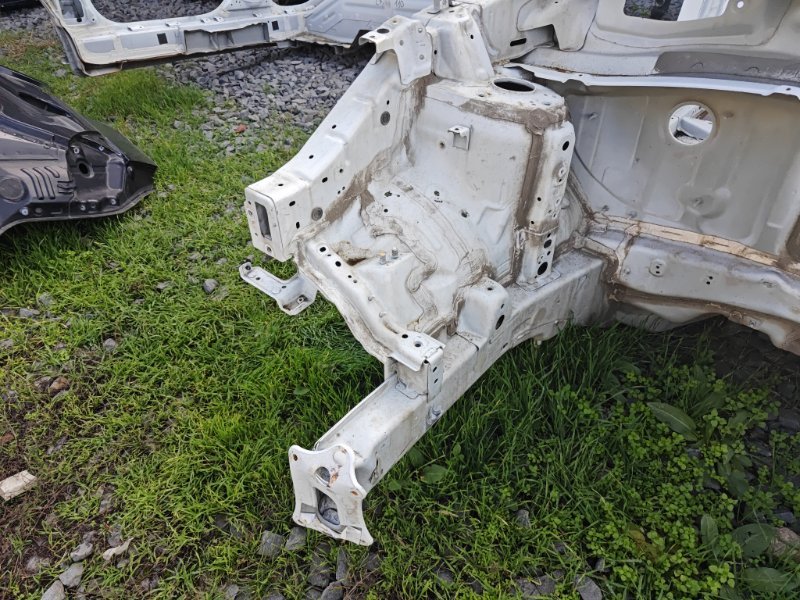 Четверть (лонжерон) Kia Sportage 3 2014 SL