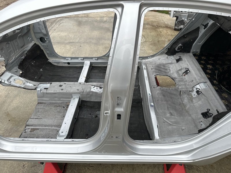 Порог со стойкой Hyundai Solaris 2 2021 HCR