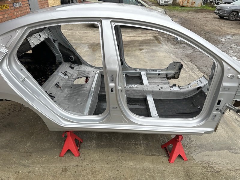 Порог со стойкой Hyundai Solaris 2 2021 HCR