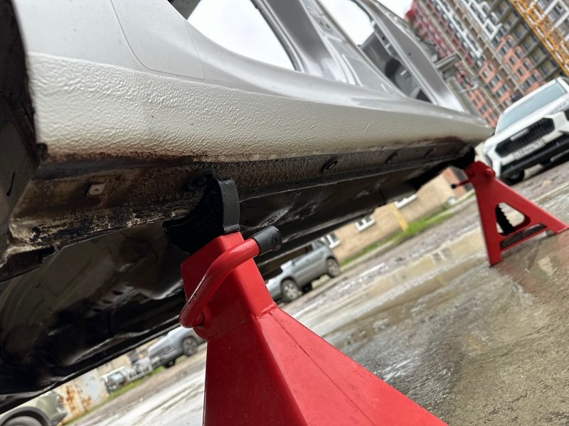 Порог со стойкой Hyundai Solaris 2 2021 HCR