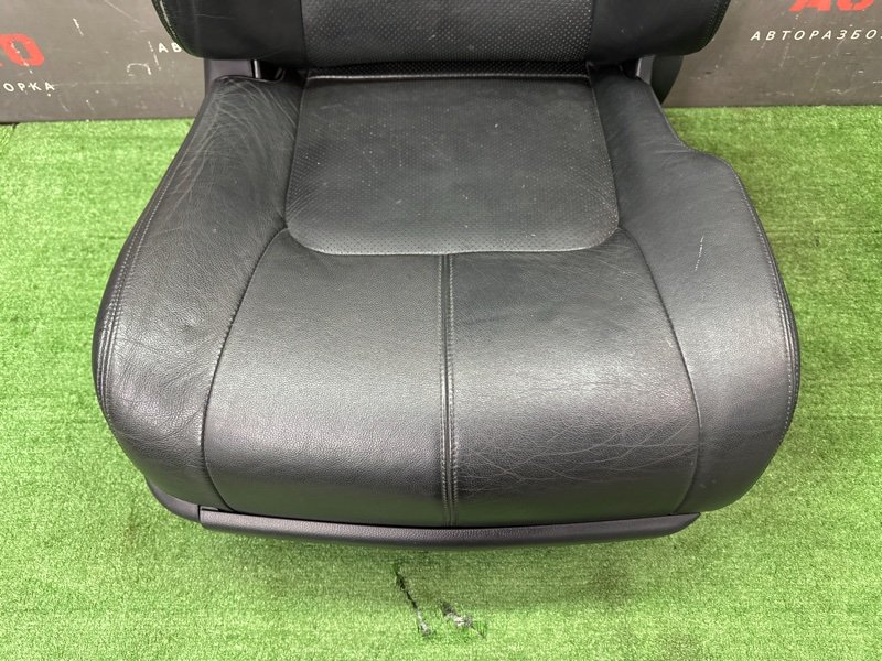 Сиденья передние комплект Nissan Murano 2008 Z51