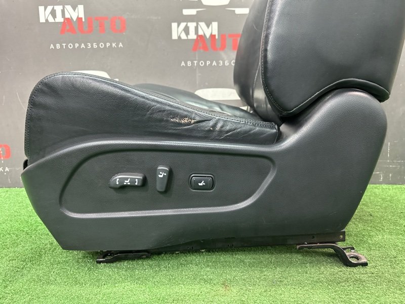 Сиденья передние комплект Nissan Murano 2008 Z51