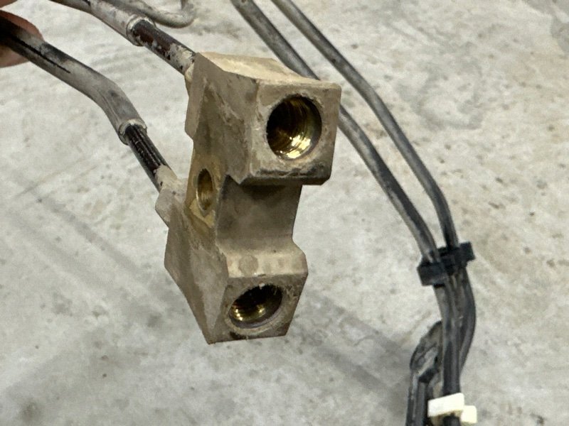 Трубка топливная тормозная (топливопровод, магистраль) Nissan Murano 2008 Z51