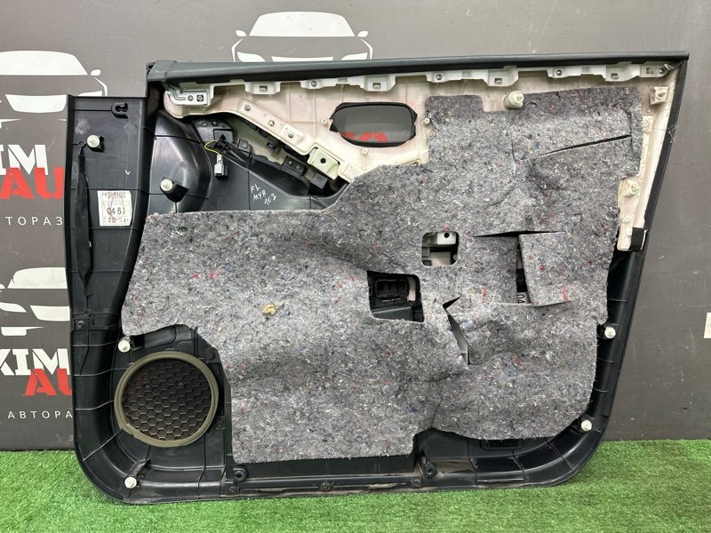 Обшивка двери Nissan Murano 2008 Z51