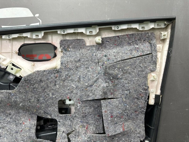 Обшивка двери Nissan Murano 2008 Z51