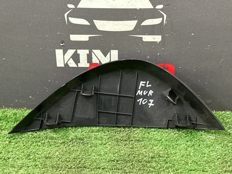 Накладка торпедо боковая Nissan Murano 2008 Z51