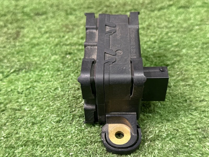 Датчик ускорения Nissan Murano 2008 Z51