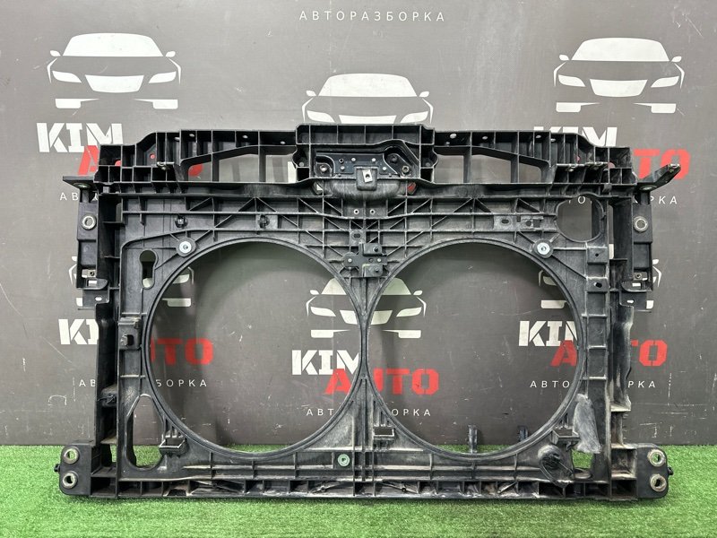 Панель передняя(телевизор) Nissan Murano 2008 Z51