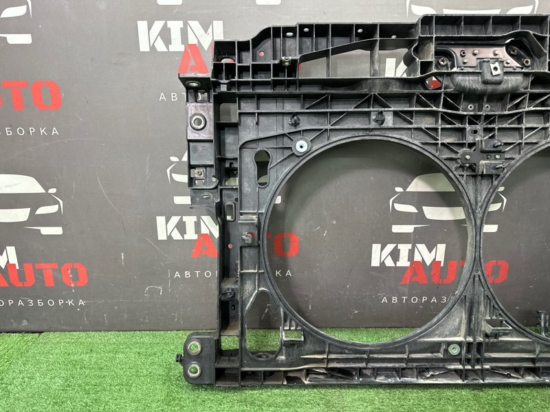 Панель передняя(телевизор) Nissan Murano 2008 Z51