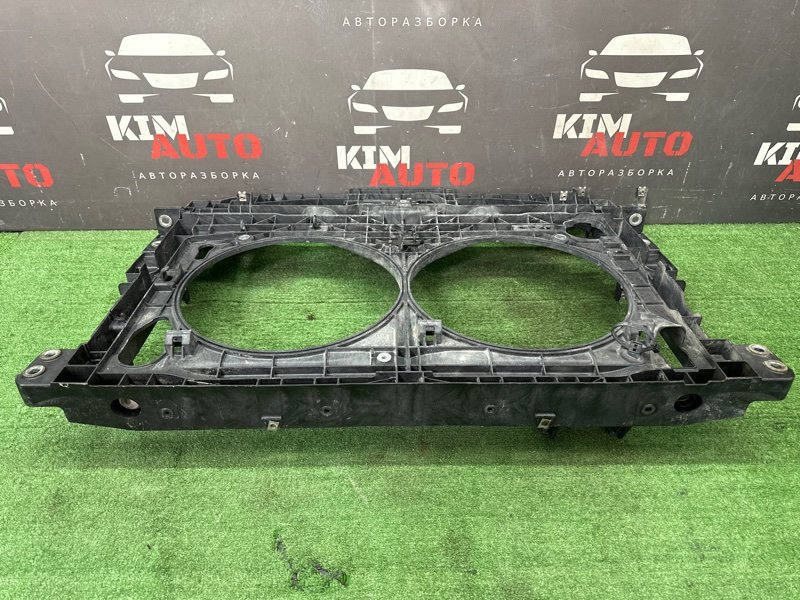 Панель передняя(телевизор) Nissan Murano 2008 Z51