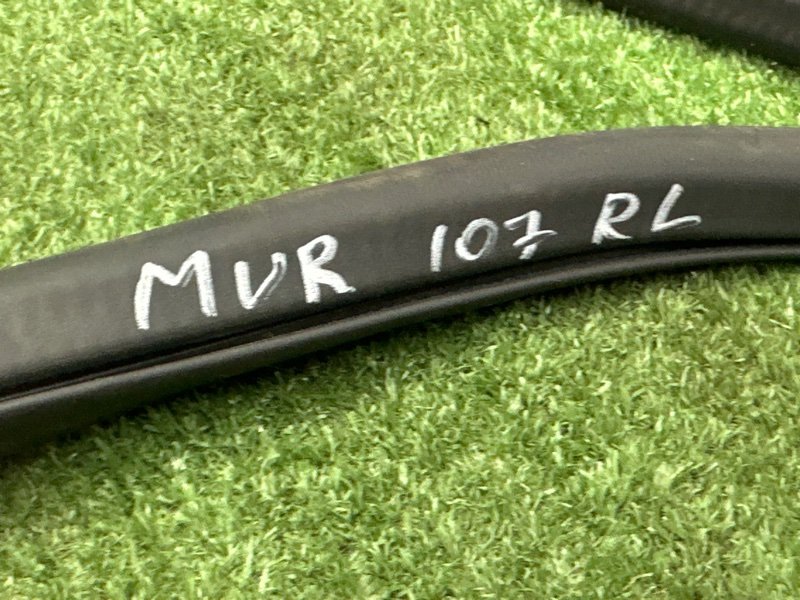 Уплотнитель проема двери Nissan Murano 2008 Z51