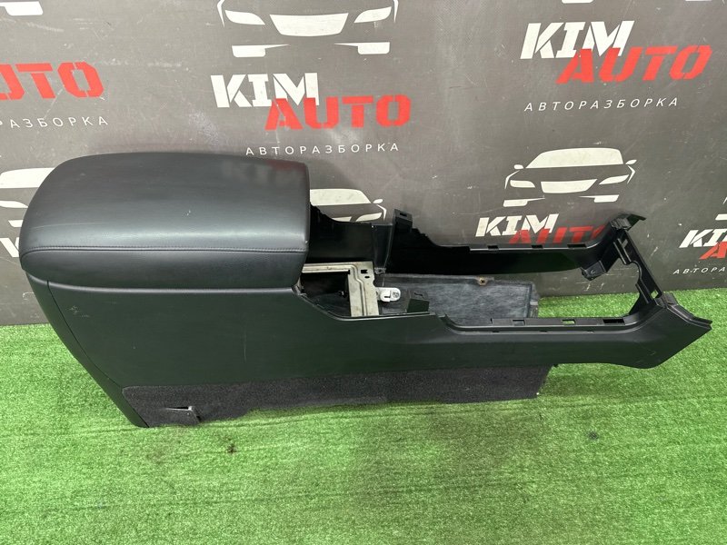 Центральная Консоль с подлокотником Nissan Murano 2008 Z51
