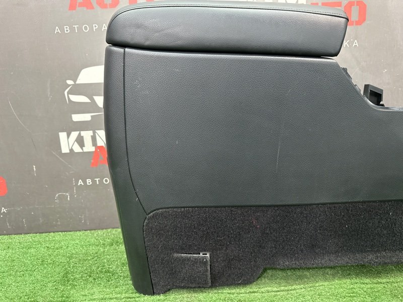 Центральная Консоль с подлокотником Nissan Murano 2008 Z51