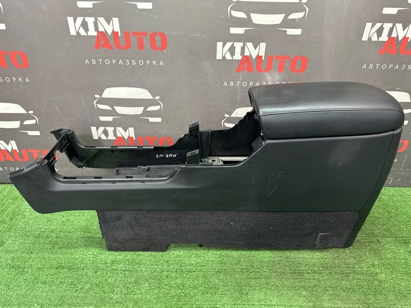 Центральная Консоль с подлокотником Nissan Murano 2008 Z51
