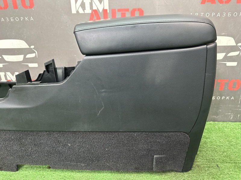 Центральная Консоль с подлокотником Nissan Murano 2008 Z51