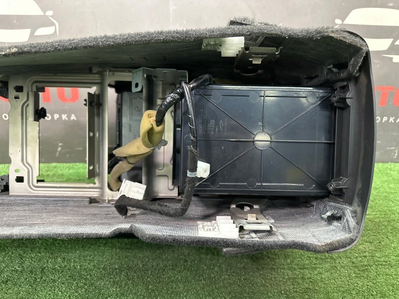 Центральная Консоль с подлокотником Nissan Murano 2008 Z51