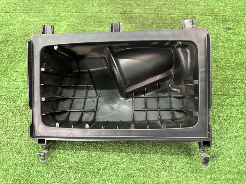 Корпус воздушного фильтра Nissan Murano 2008 Z51