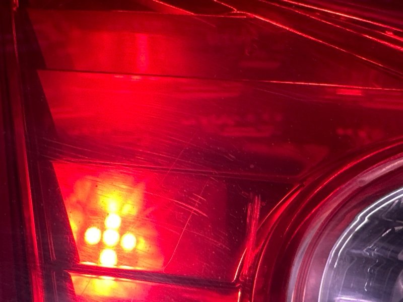 Фонарь в крышку багажника Nissan Murano 2008 Z51