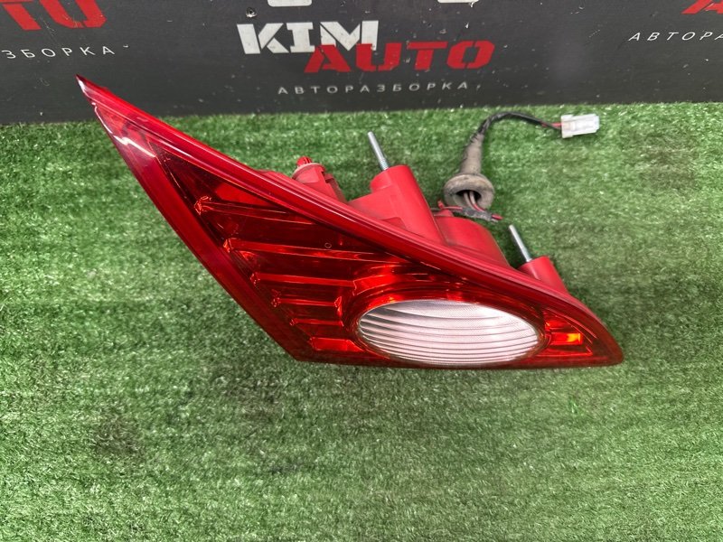 Фонарь в крышку багажника Nissan Murano 2008 Z51