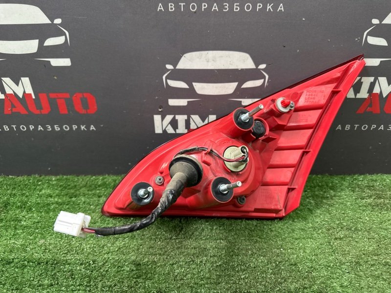 Фонарь в крышку багажника Nissan Murano 2008 Z51