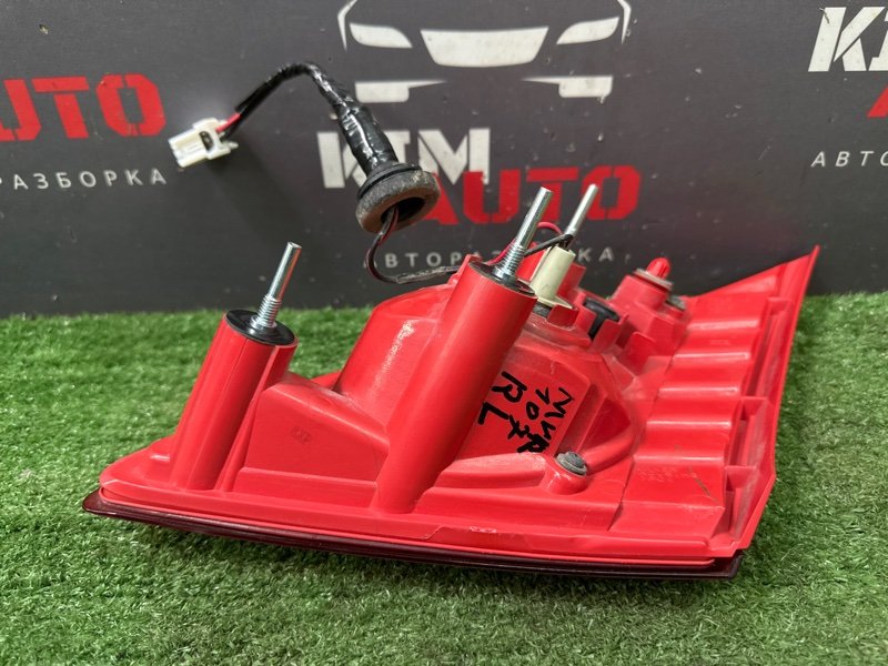 Фонарь в крышку багажника Nissan Murano 2008 Z51