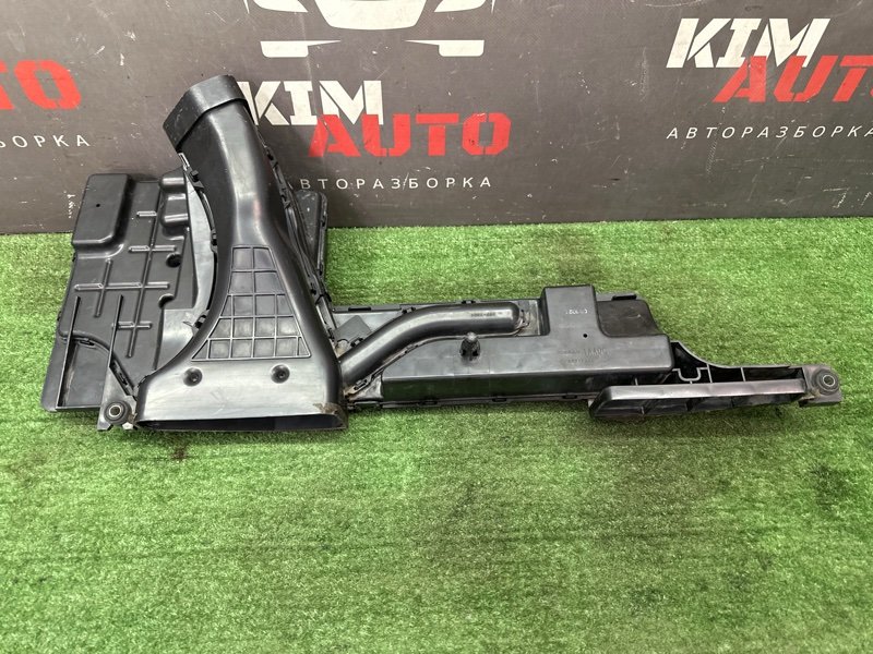 Воздухозаборник Nissan Murano 2008 Z51