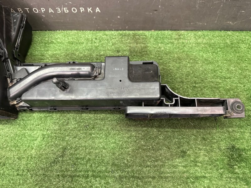 Воздухозаборник Nissan Murano 2008 Z51