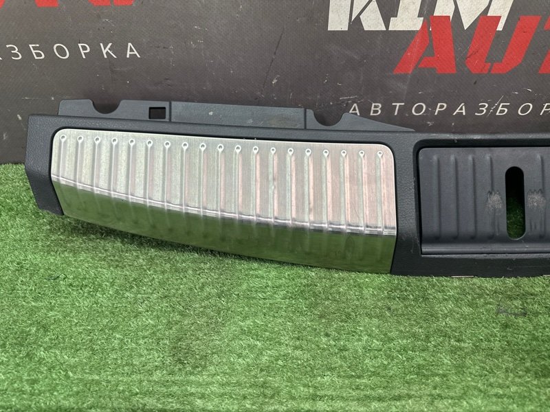 Накладка задней панели Nissan Murano 2008 Z51