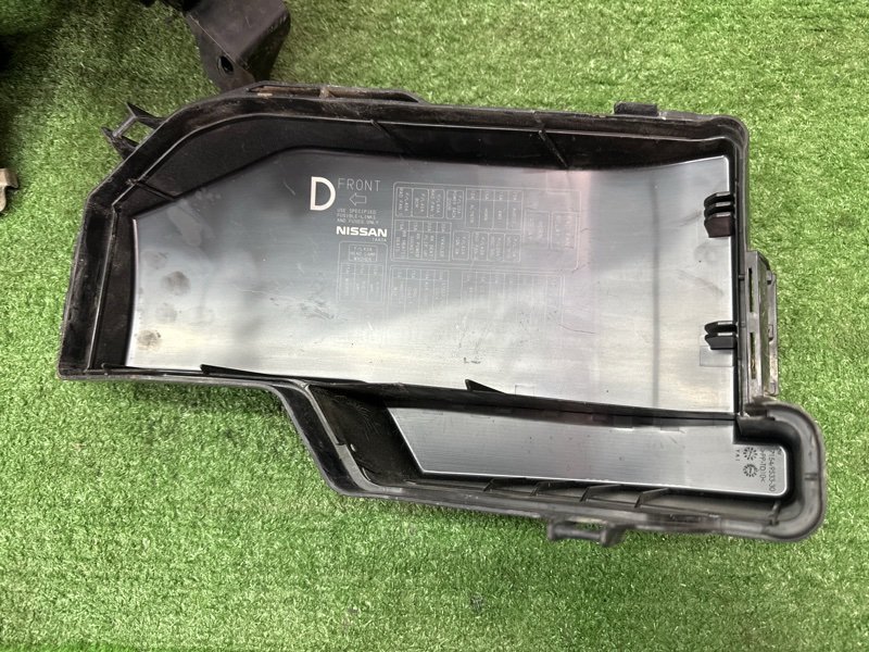 Проводка моторного отсека с блоком предохранителей Nissan Murano 2008 Z51