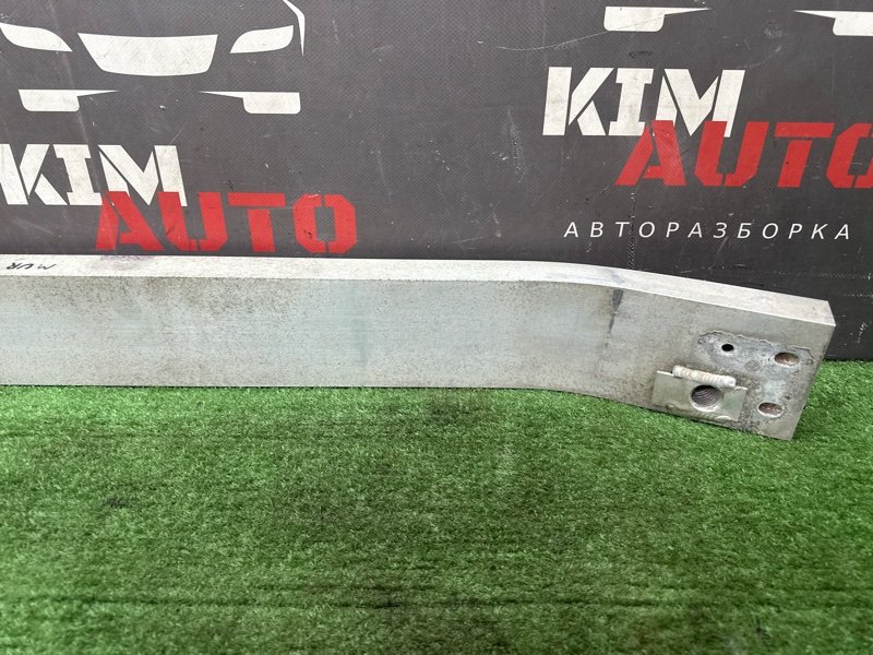 Усилитель бампера Nissan Murano 2008 Z51