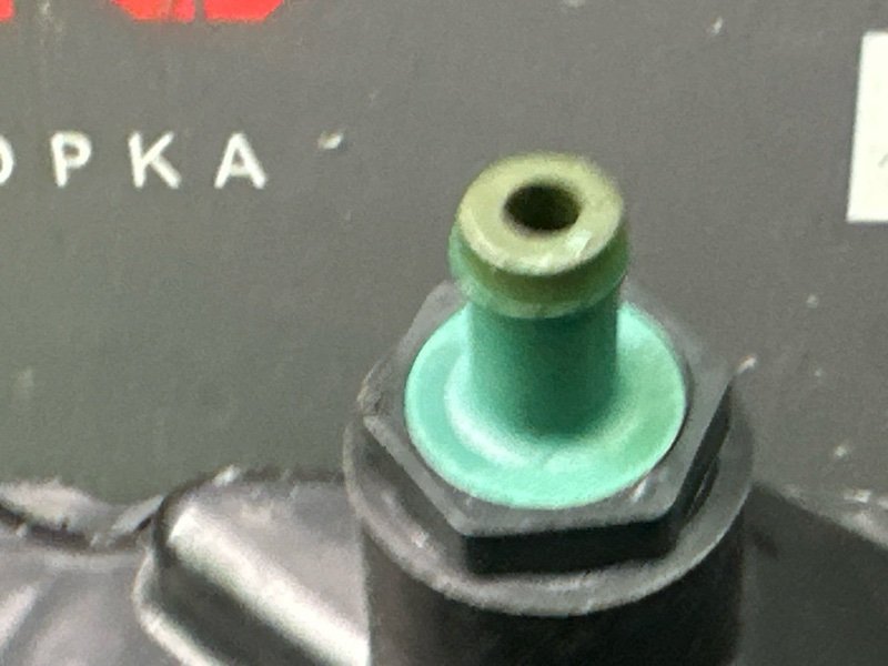 Клапанная крышка Nissan Murano 2008 Z51