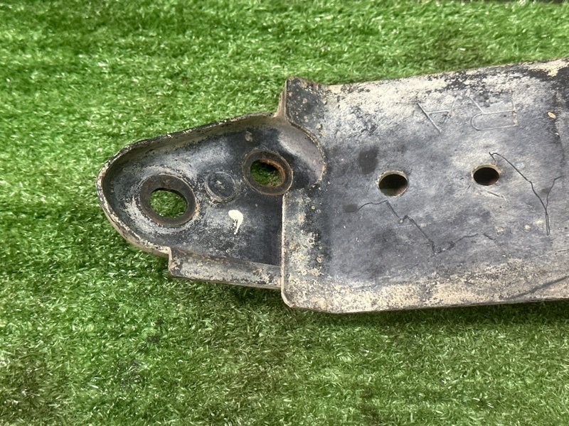 Кронштейн переднего подрамника Nissan Murano 2008 Z51