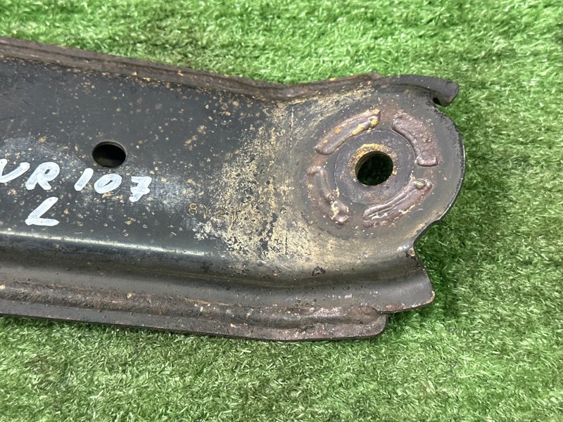 Кронштейн переднего подрамника Nissan Murano 2008 Z51