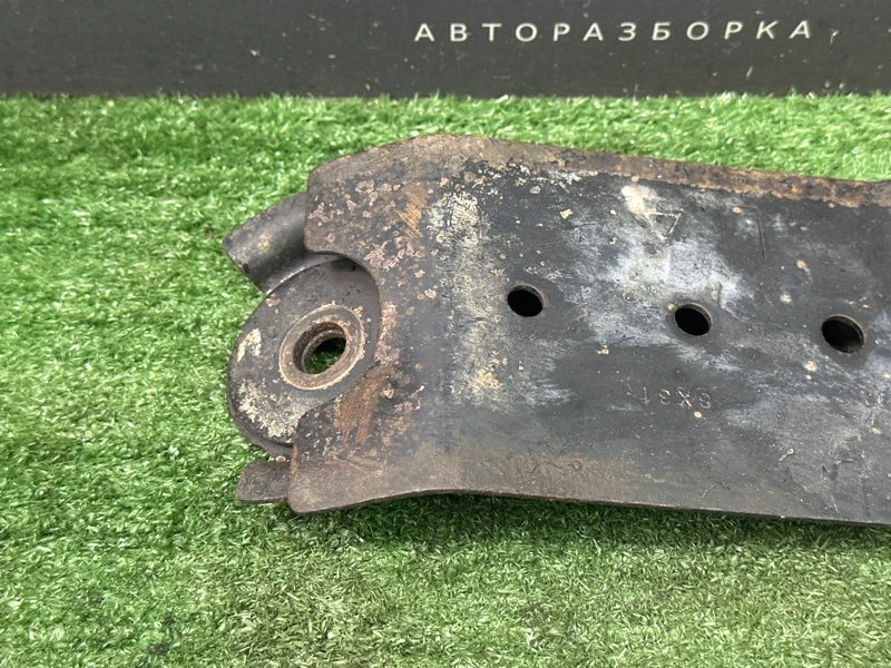 Кронштейн переднего подрамника Nissan Murano 2008 Z51