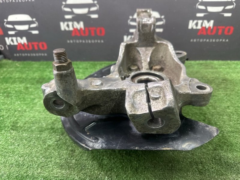 Кулак поворотный Nissan Murano 2008 Z51