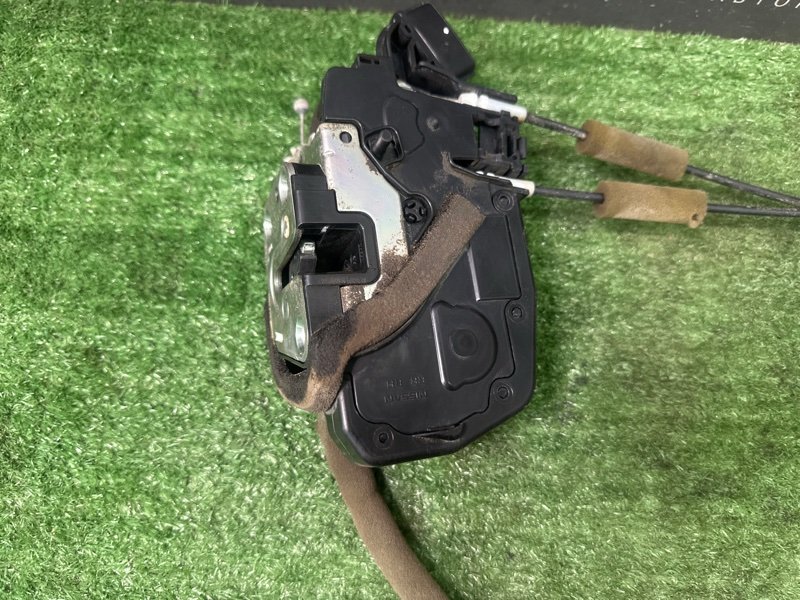 Замок двери Nissan Murano 2008 Z51