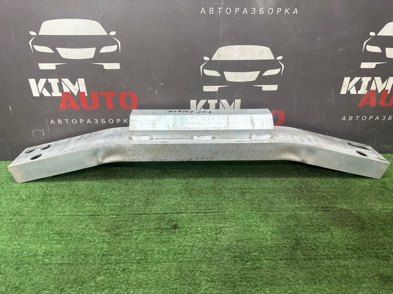 Усилитель бампера Nissan Murano 2008 Z51