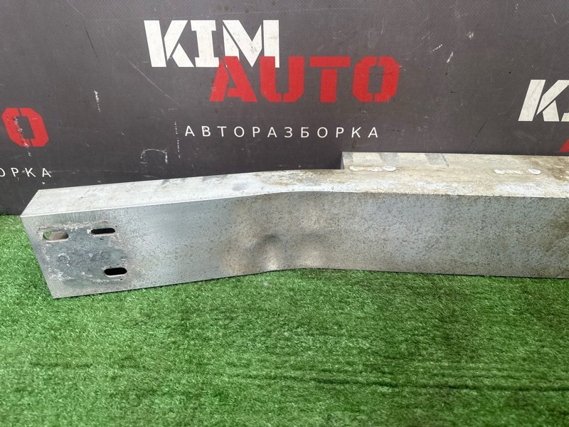 Усилитель бампера Nissan Murano 2008 Z51