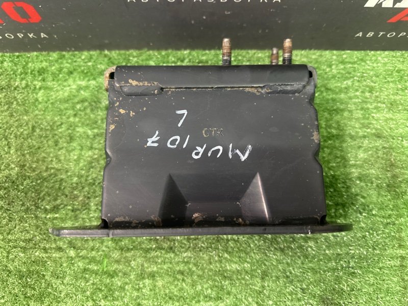 Кронштейн усилителя переднего бампера Nissan Murano 2008 Z51