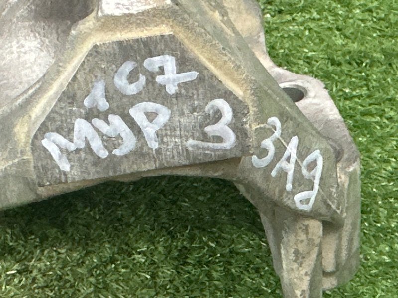 Кронштейн опоры двигателя Nissan Murano 2008 Z51