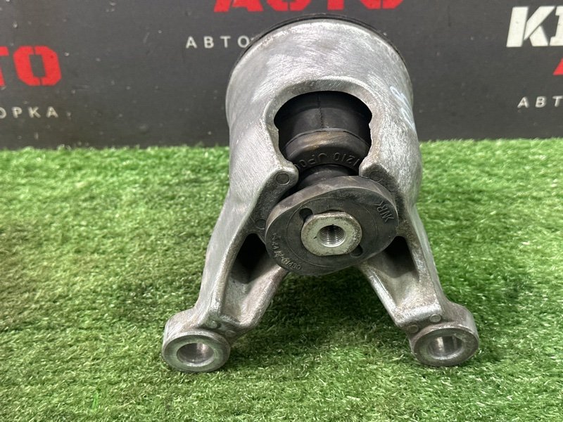 Подушка/опора двигателя Nissan Murano 2008 Z51