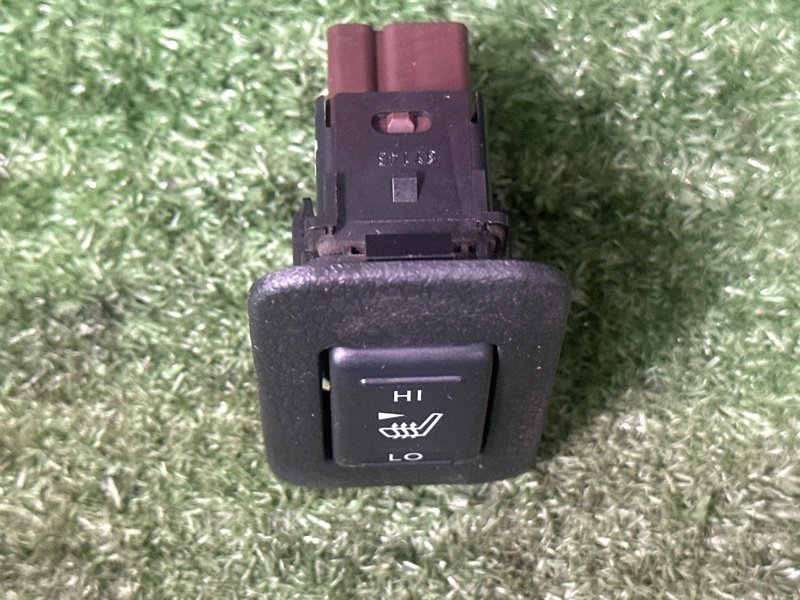 Кнопка обогрева сидений Nissan Murano 2008 Z51