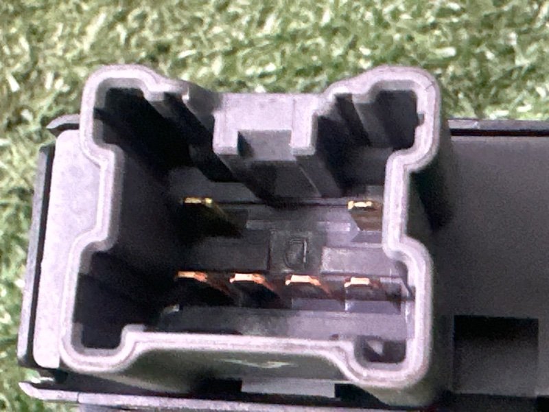 Кнопка обогрева сидений Nissan Murano 2008 Z51