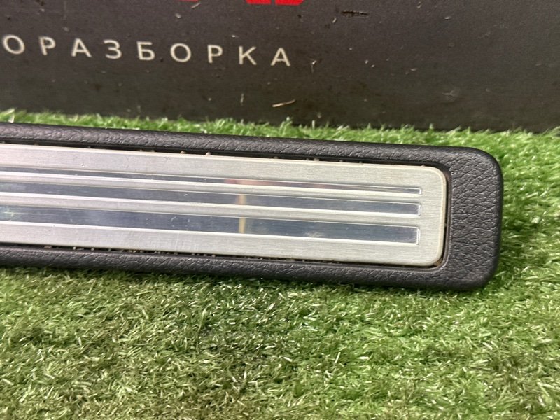 Накладка порога внутренняя Nissan Murano 2008 Z51