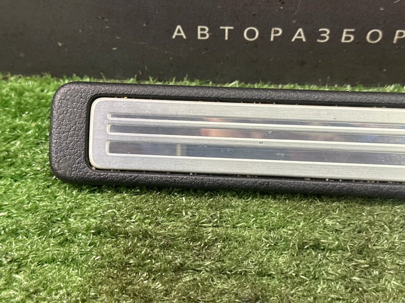 Накладка порога внутренняя Nissan Murano 2008 Z51