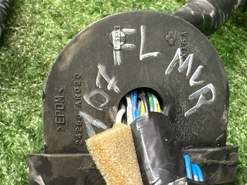 Проводка двери Nissan Murano 2008 Z51