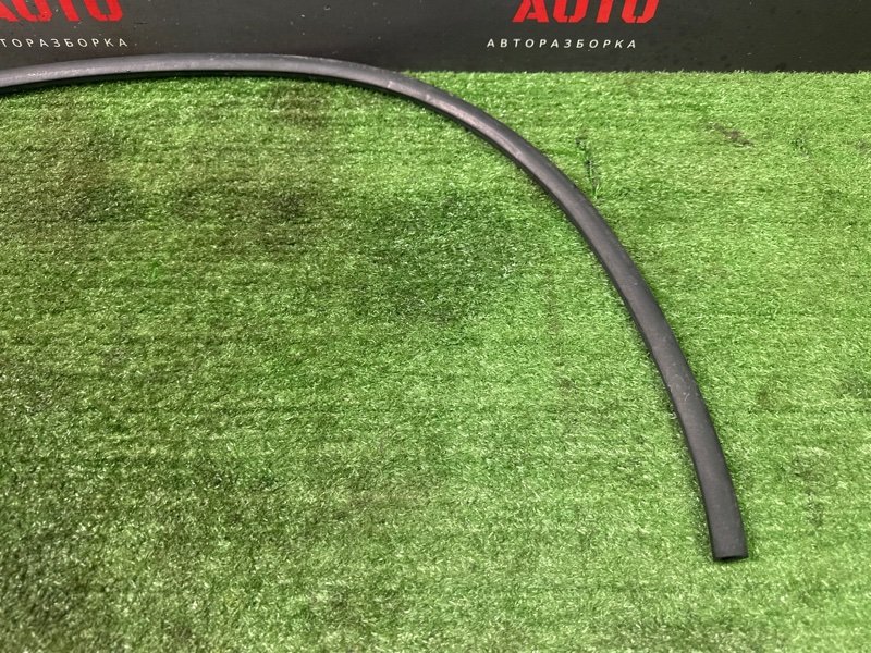 Уплотнитель жабо Nissan Murano 2008 Z51